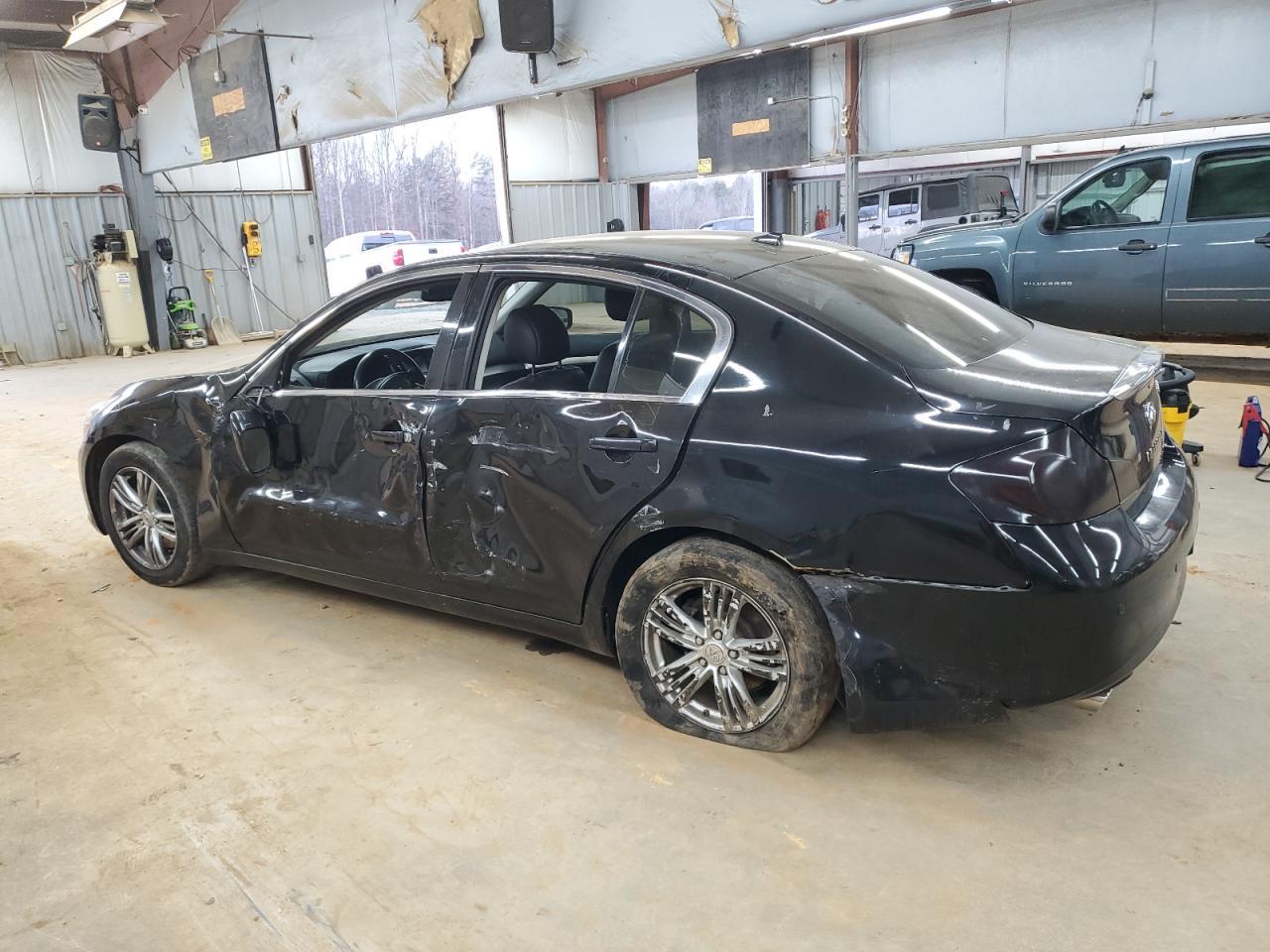 2012 INFINITI G37