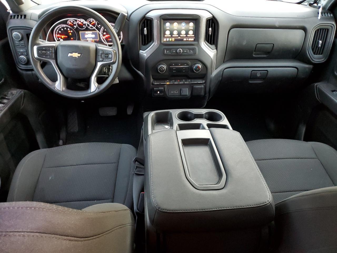 2023 CHEVROLET Silverado