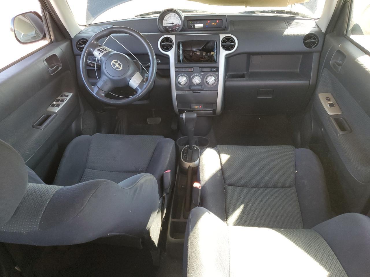 2006 TOYOTA SCION