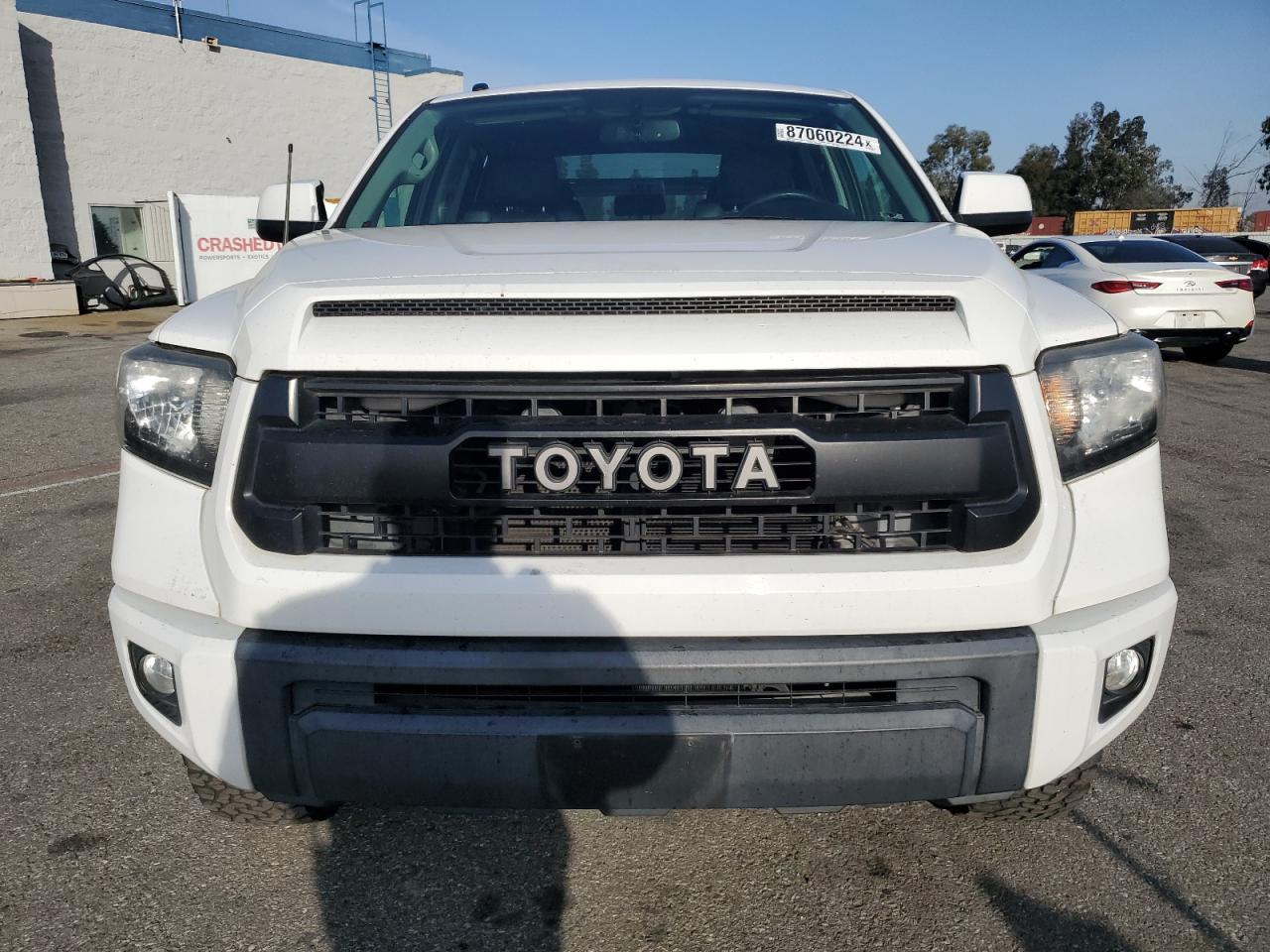 2017 TOYOTA TUNDRA
