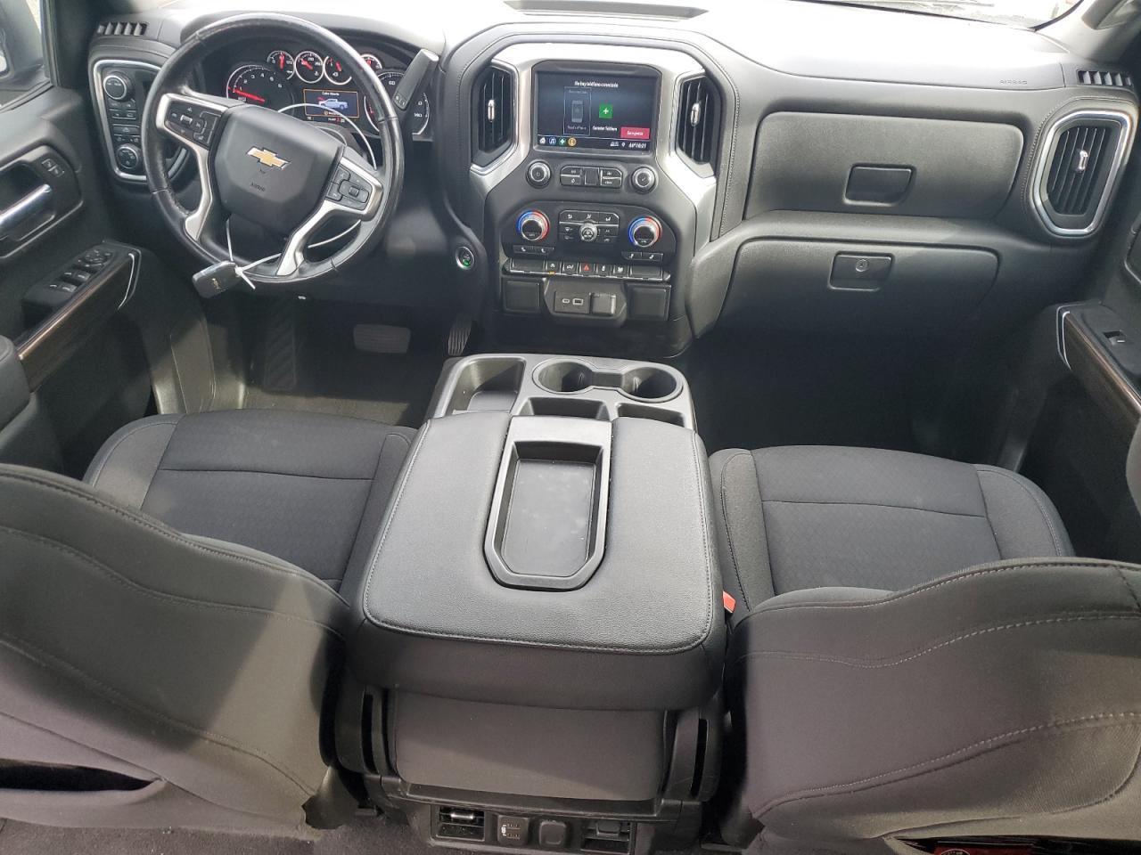 2021 CHEVROLET Silverado