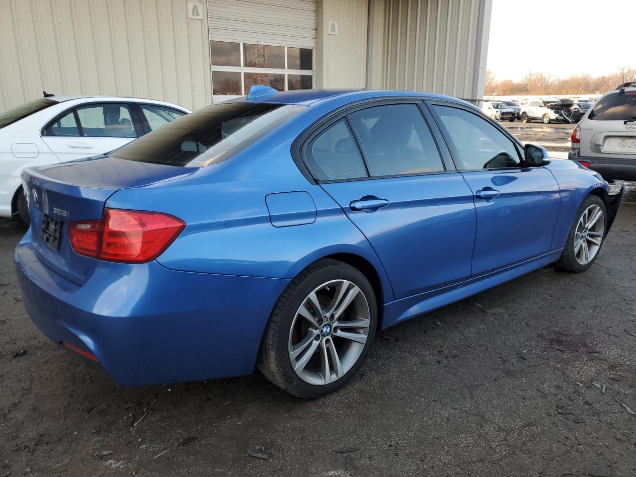 2013 BMW 3 SERIES