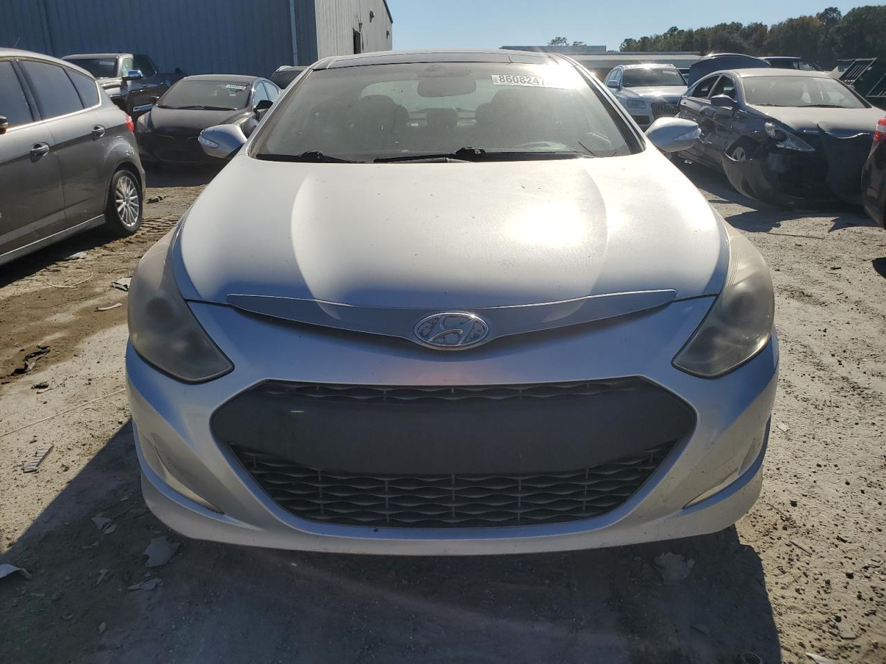 2011 HYUNDAI SONATA