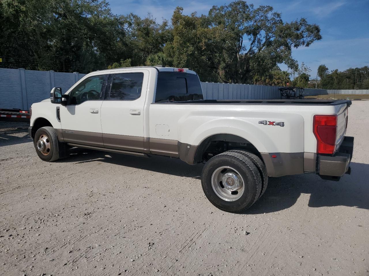 2022 FORD F-350