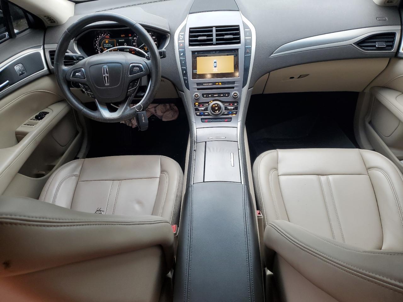 2017 LINCOLN MKZ