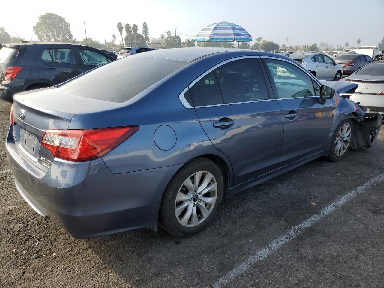 2017 SUBARU Legacy