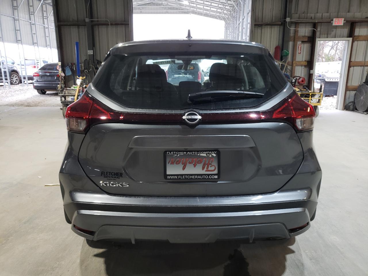 2024 NISSAN KICKS