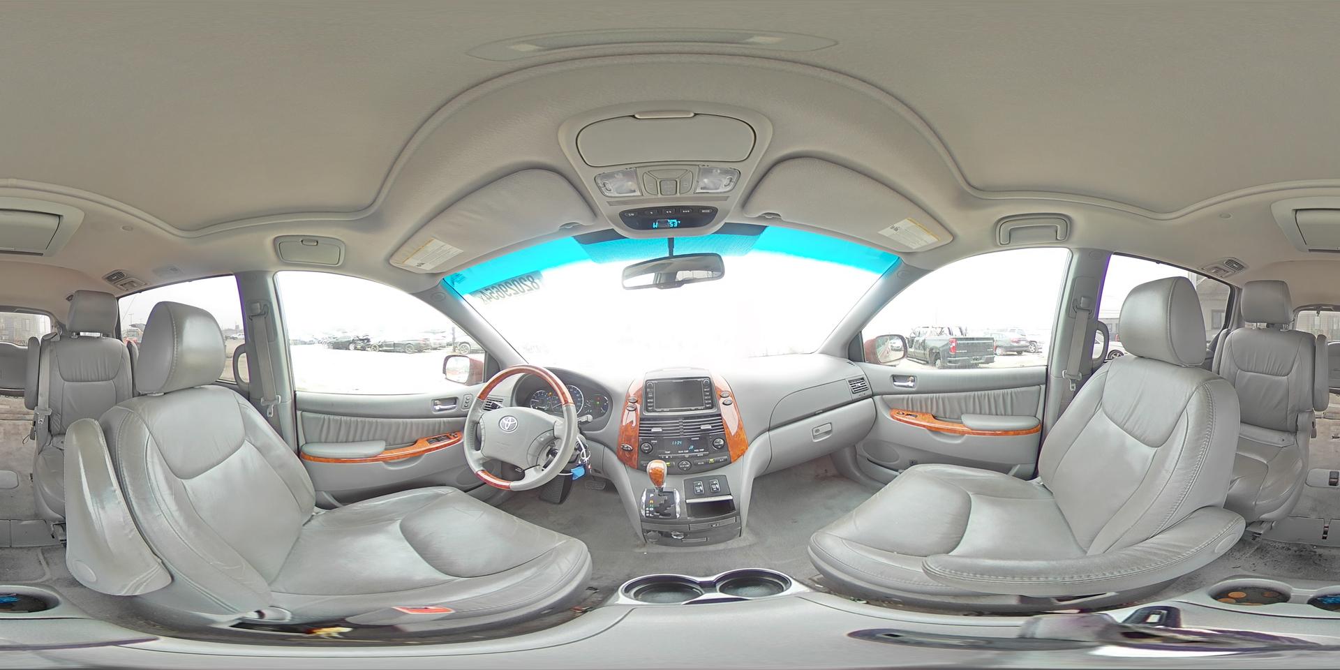 2009 TOYOTA SIENNA