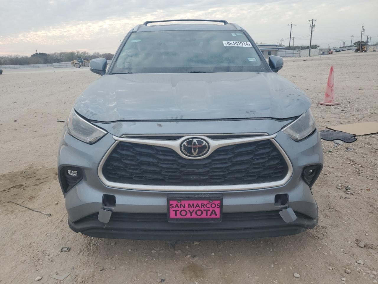 2022 TOYOTA HIGHLANDER