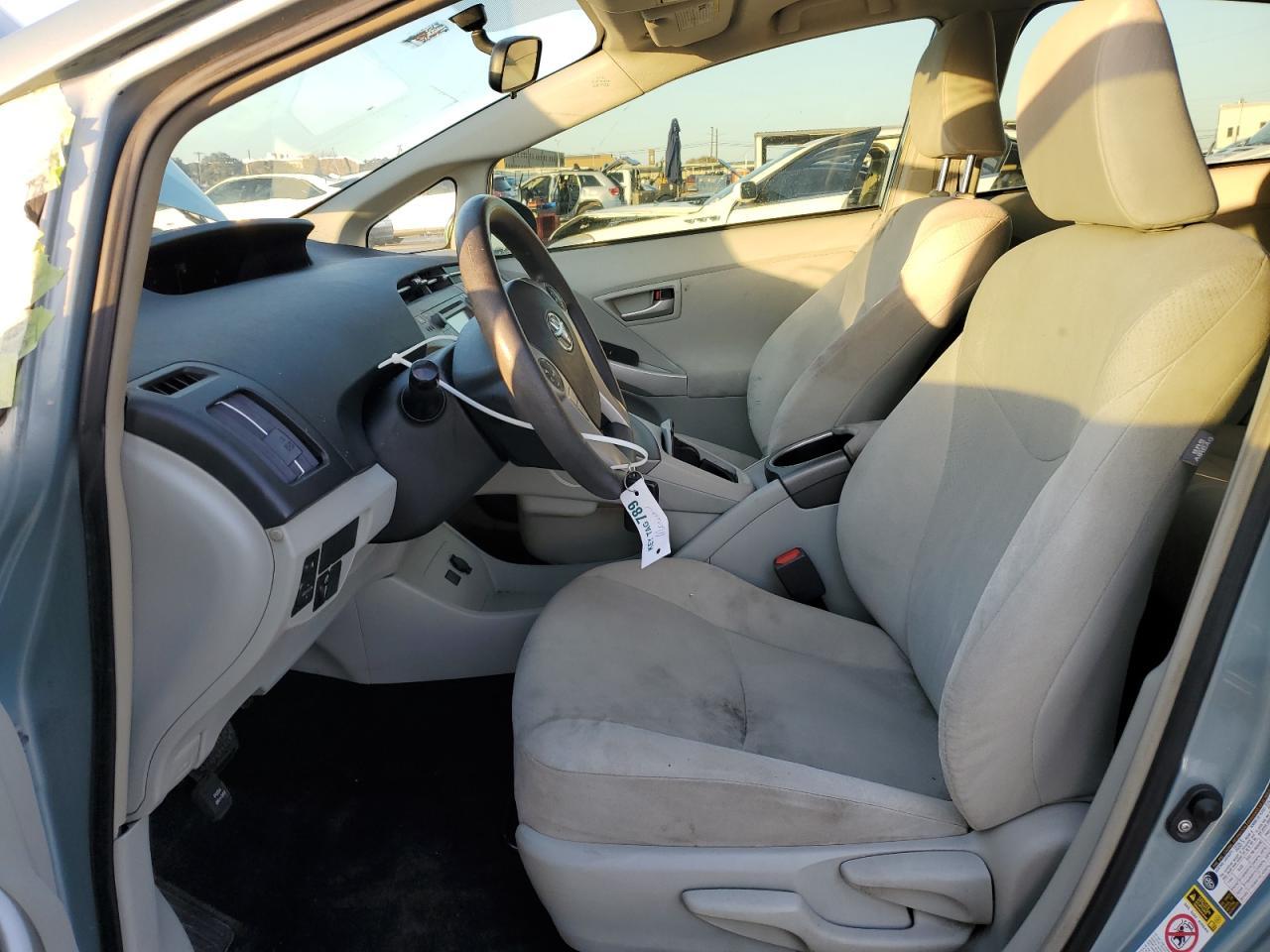 2014 TOYOTA PRIUS