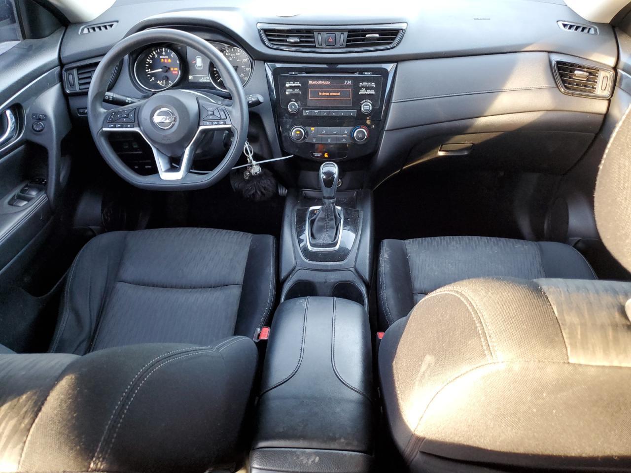2017 NISSAN ROGUE