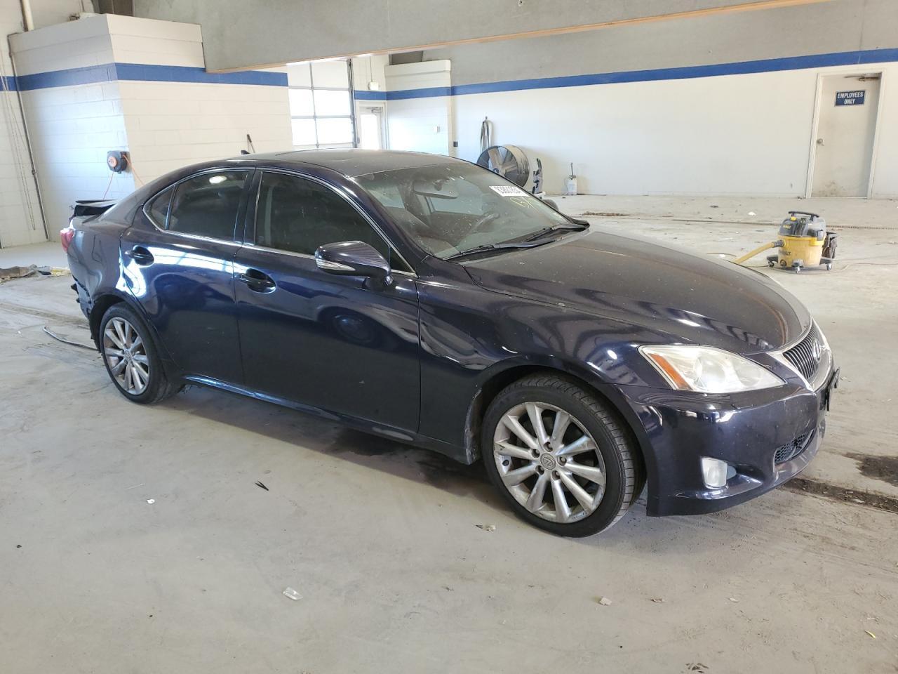 2010 LEXUS Is