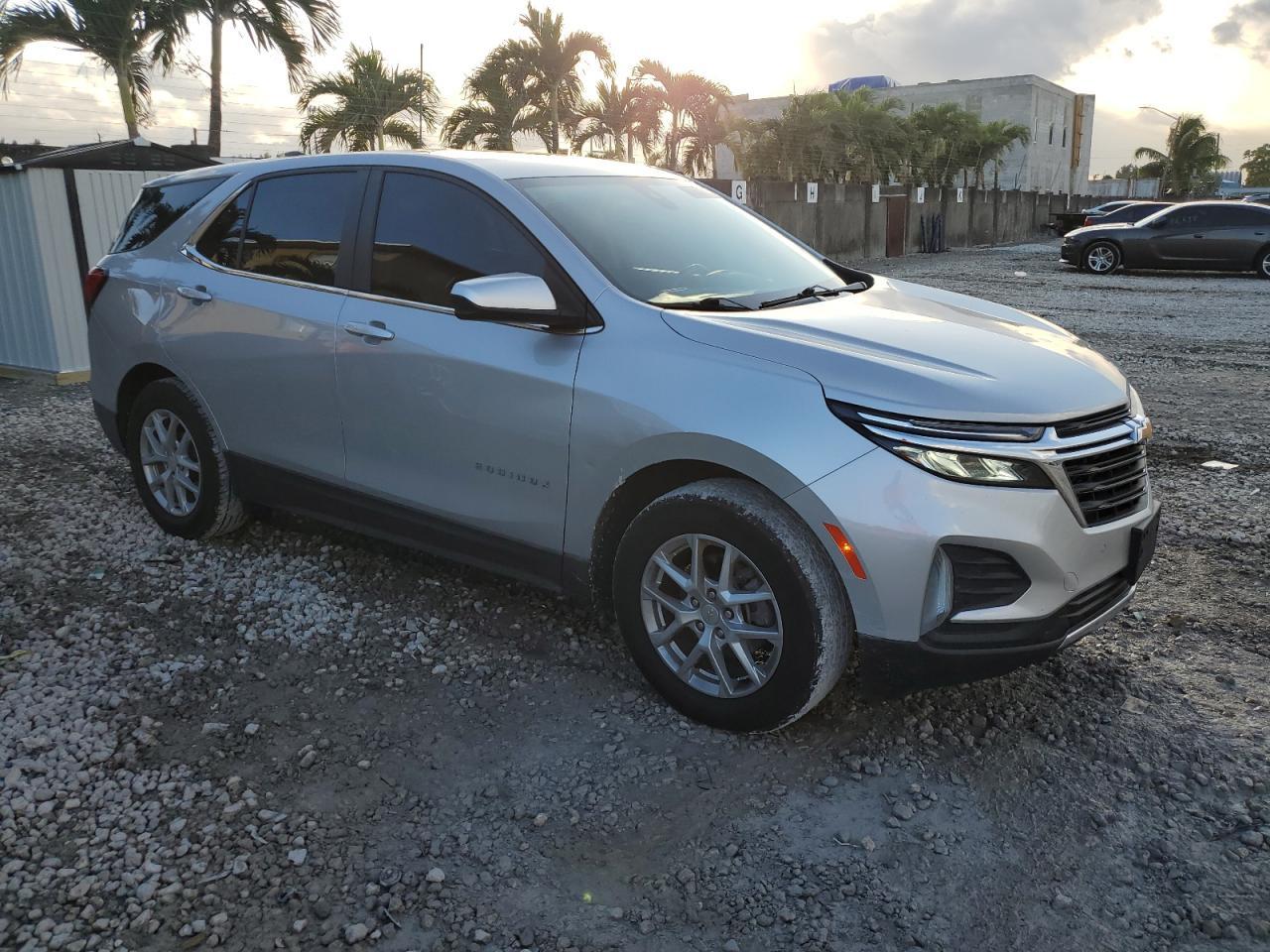 2022 CHEVROLET EQUINOX
