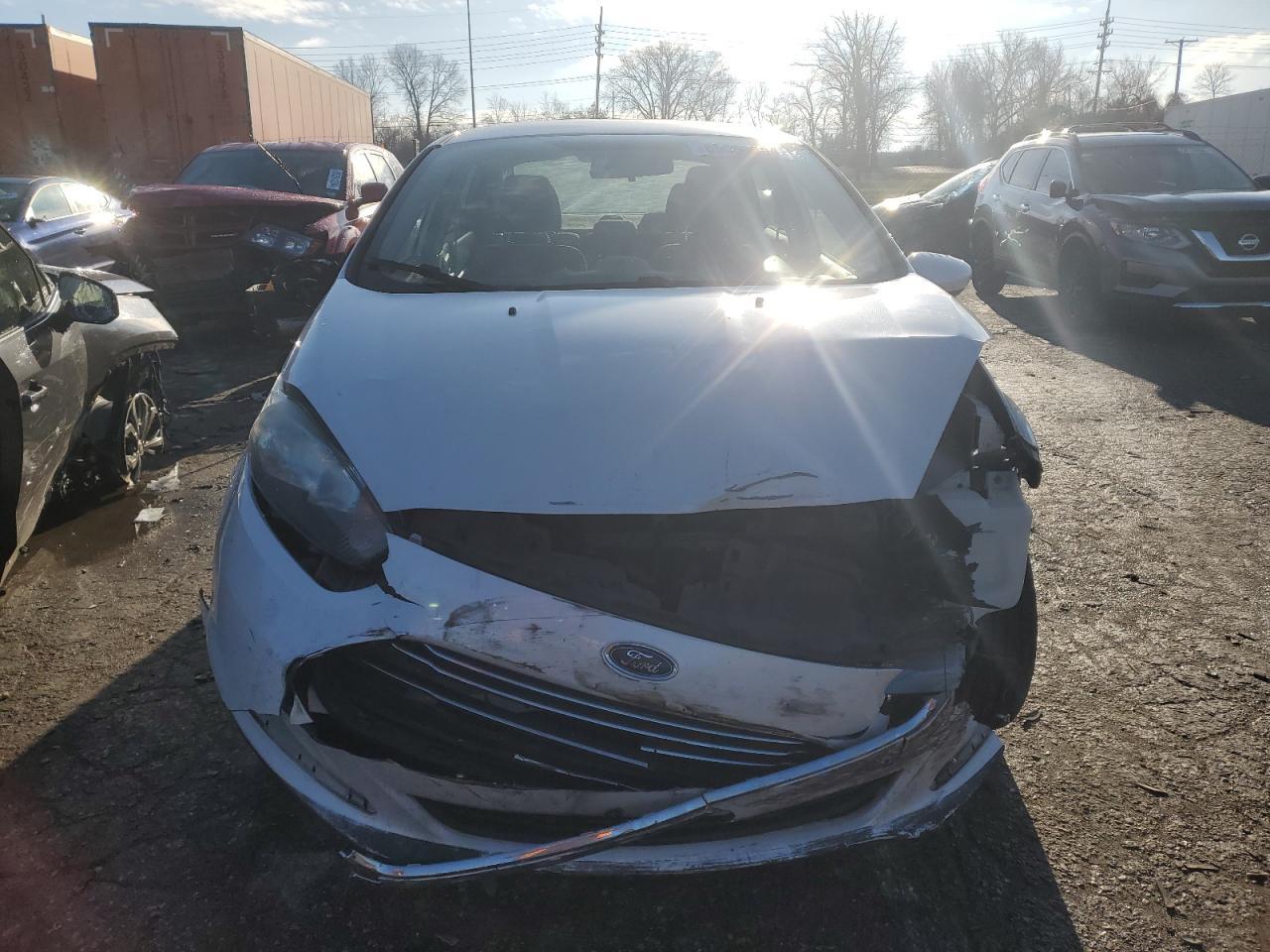 2018 FORD Fiesta