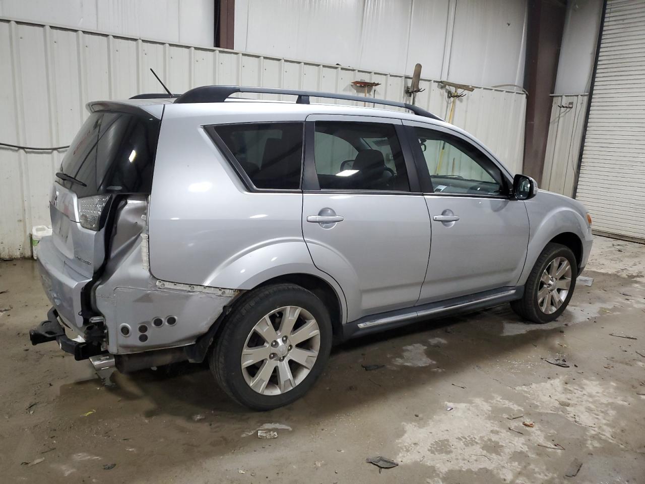 2011 MITSUBISHI outlander