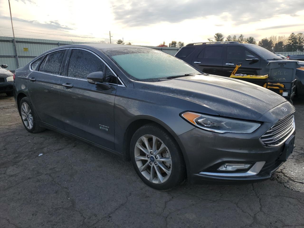 2017 FORD FUSION