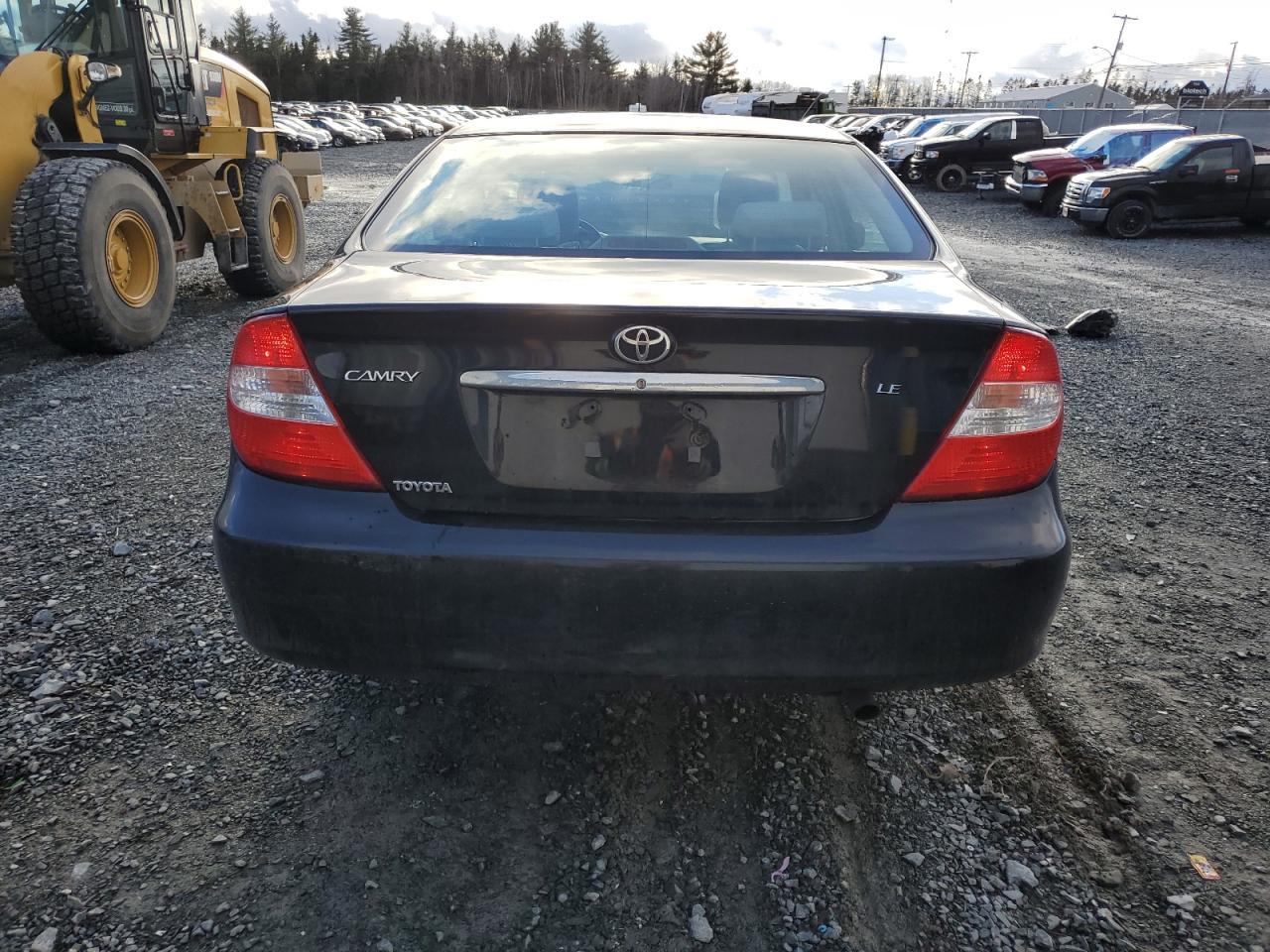 2004 TOYOTA CAMRY