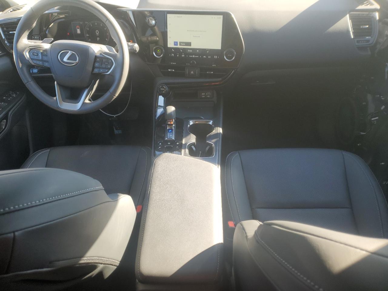 2024 LEXUS Nx