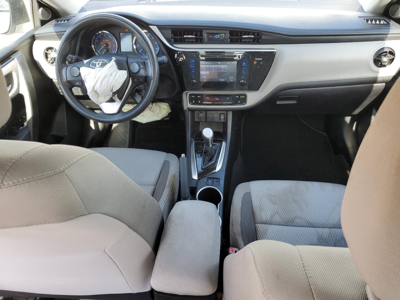 2017 TOYOTA COROLLA