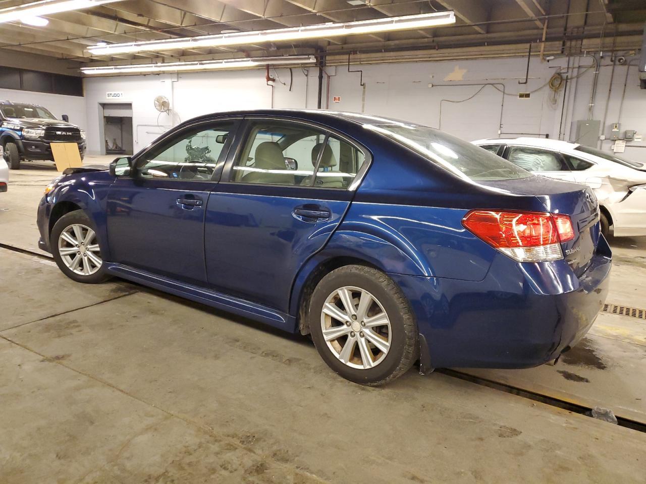 2011 SUBARU Legacy