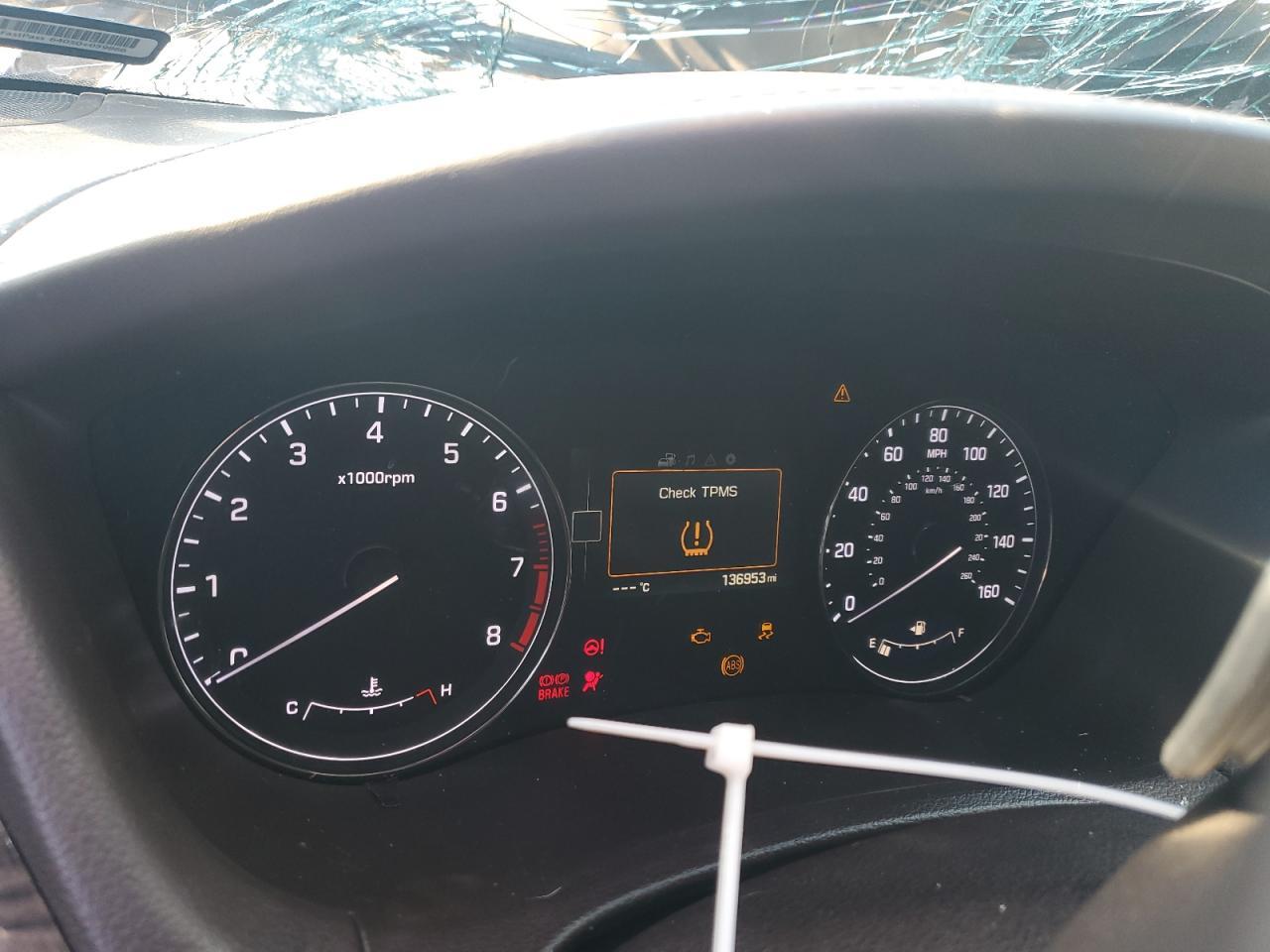 2015 HYUNDAI GENESIS