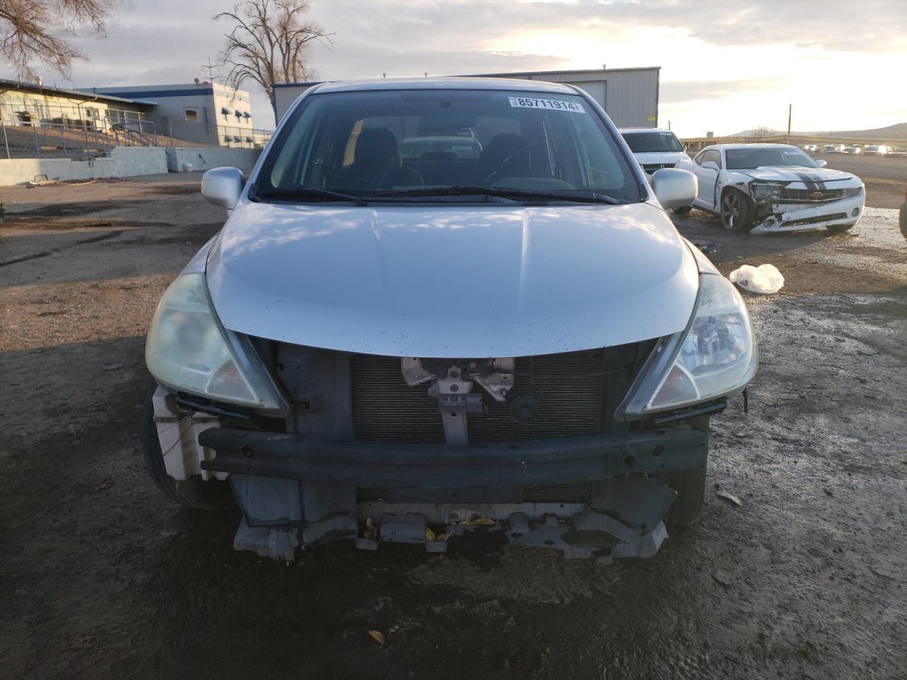 2009 NISSAN VERSA
