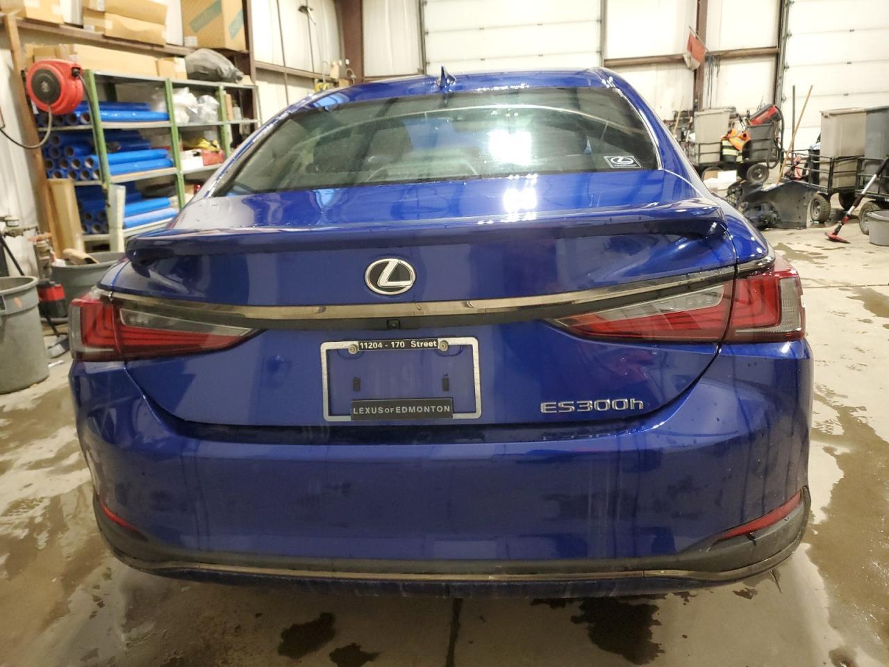 2023 LEXUS ES 300H