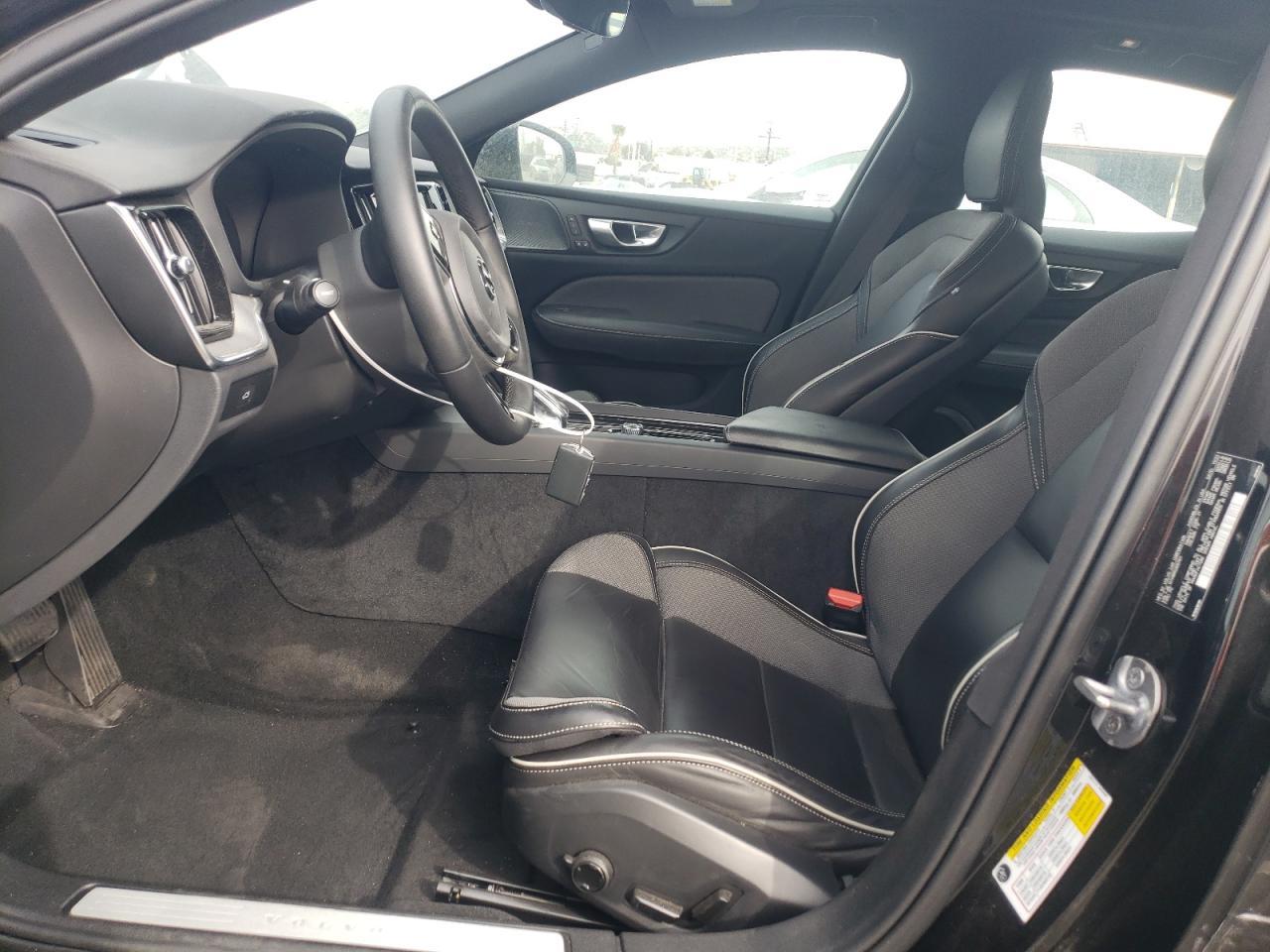 2024 VOLVO S60