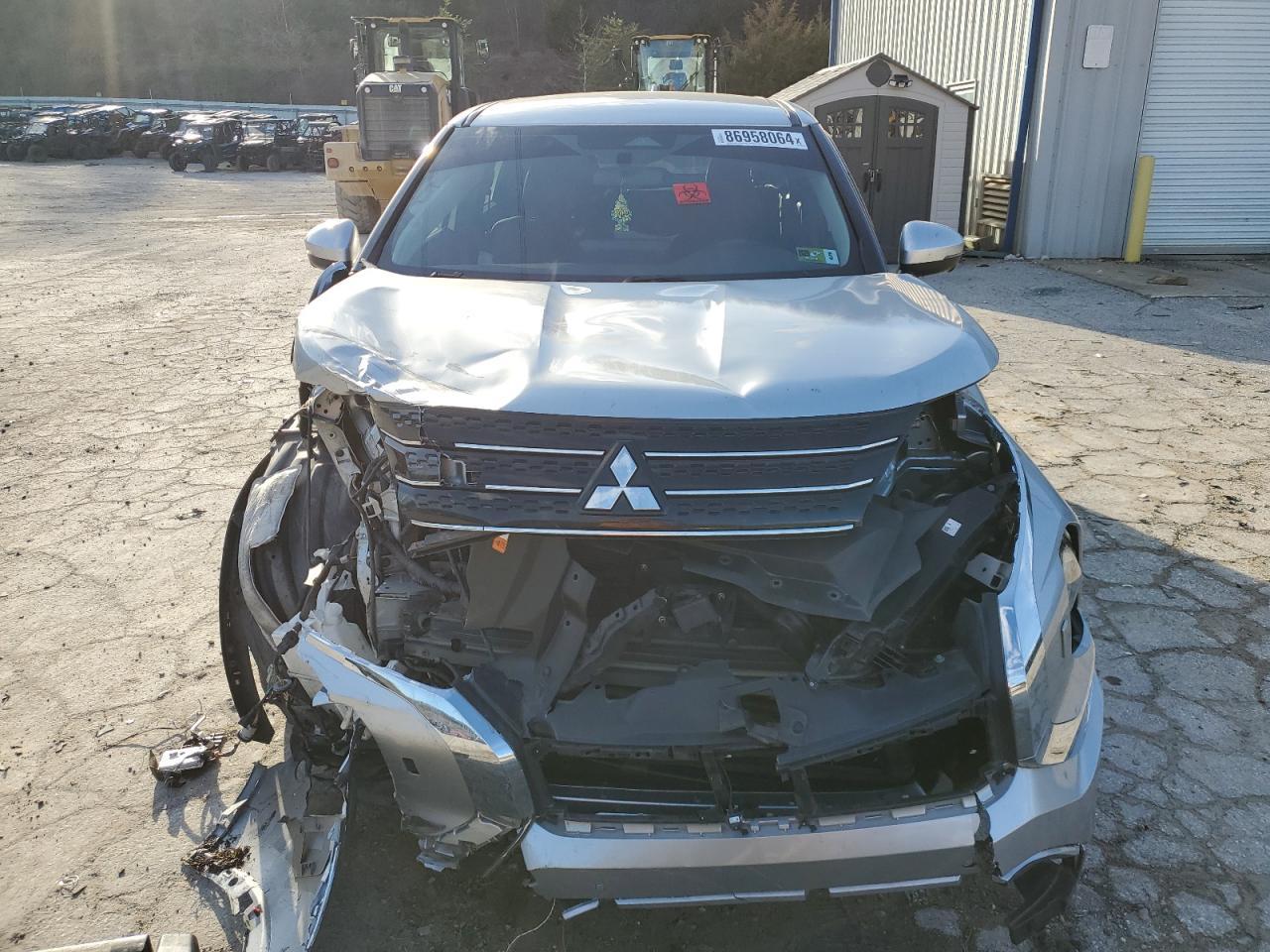2022 MITSUBISHI outlander