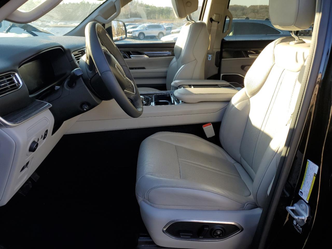 2022 JEEP Wagoneer
