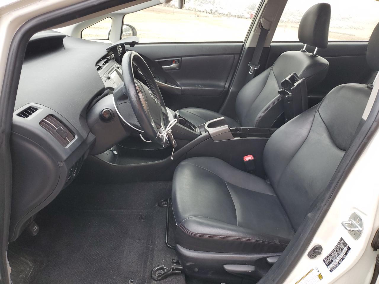 2013 TOYOTA PRIUS