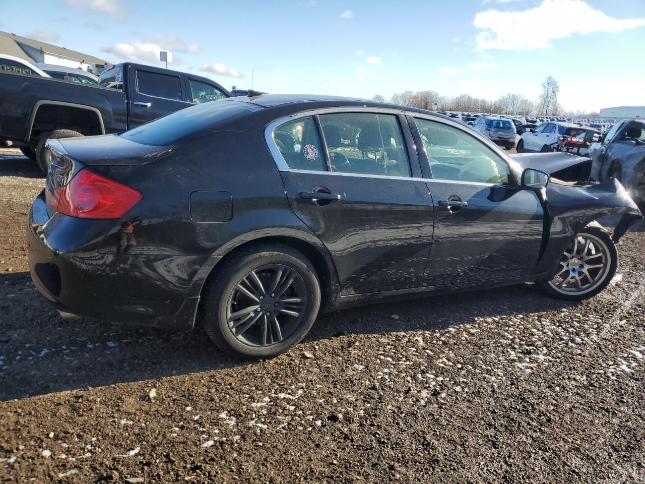 2011 INFINITI G37
