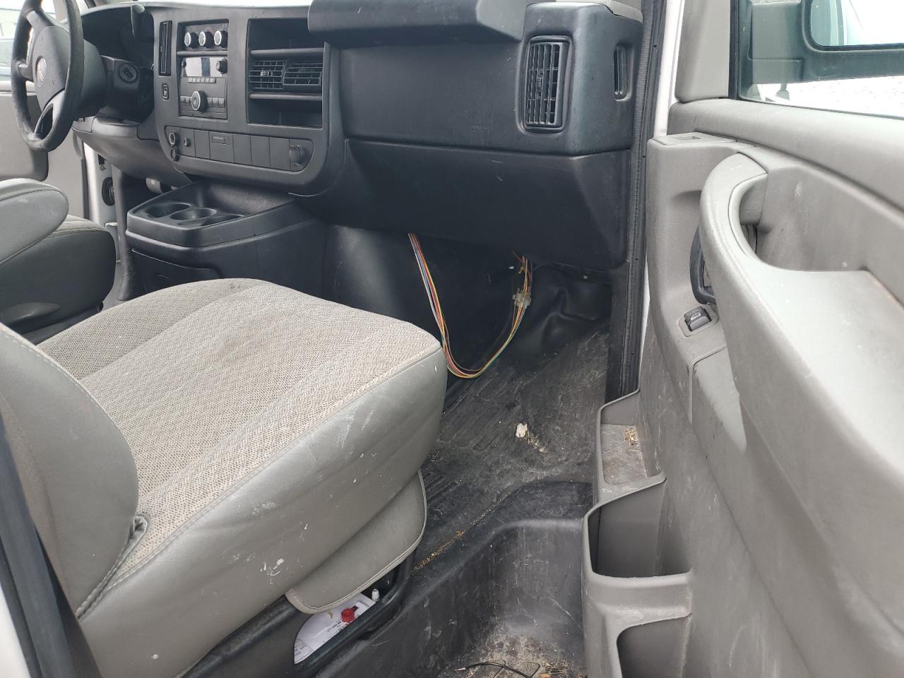 2013 GMC Savana