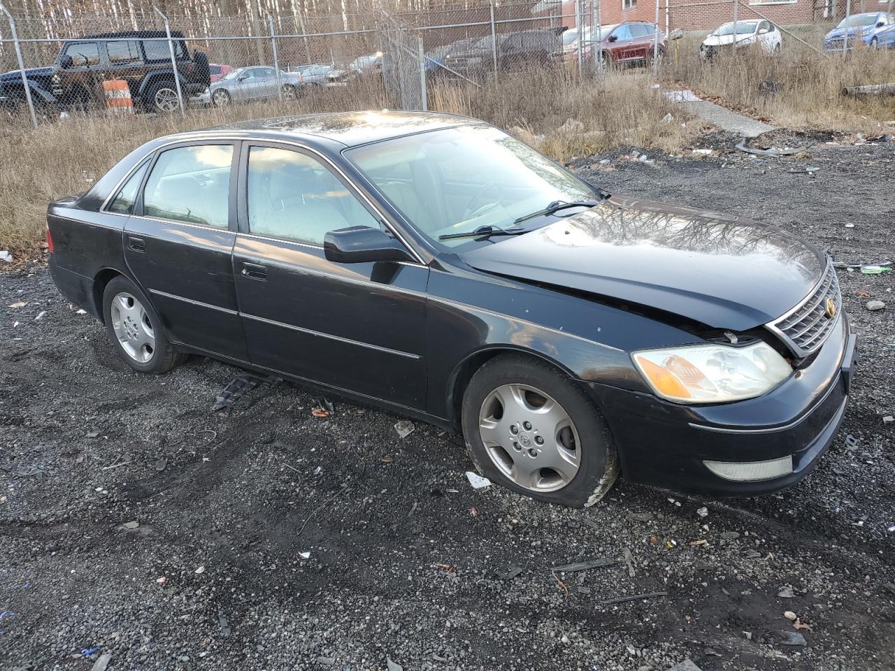 2004 TOYOTA Avalon
