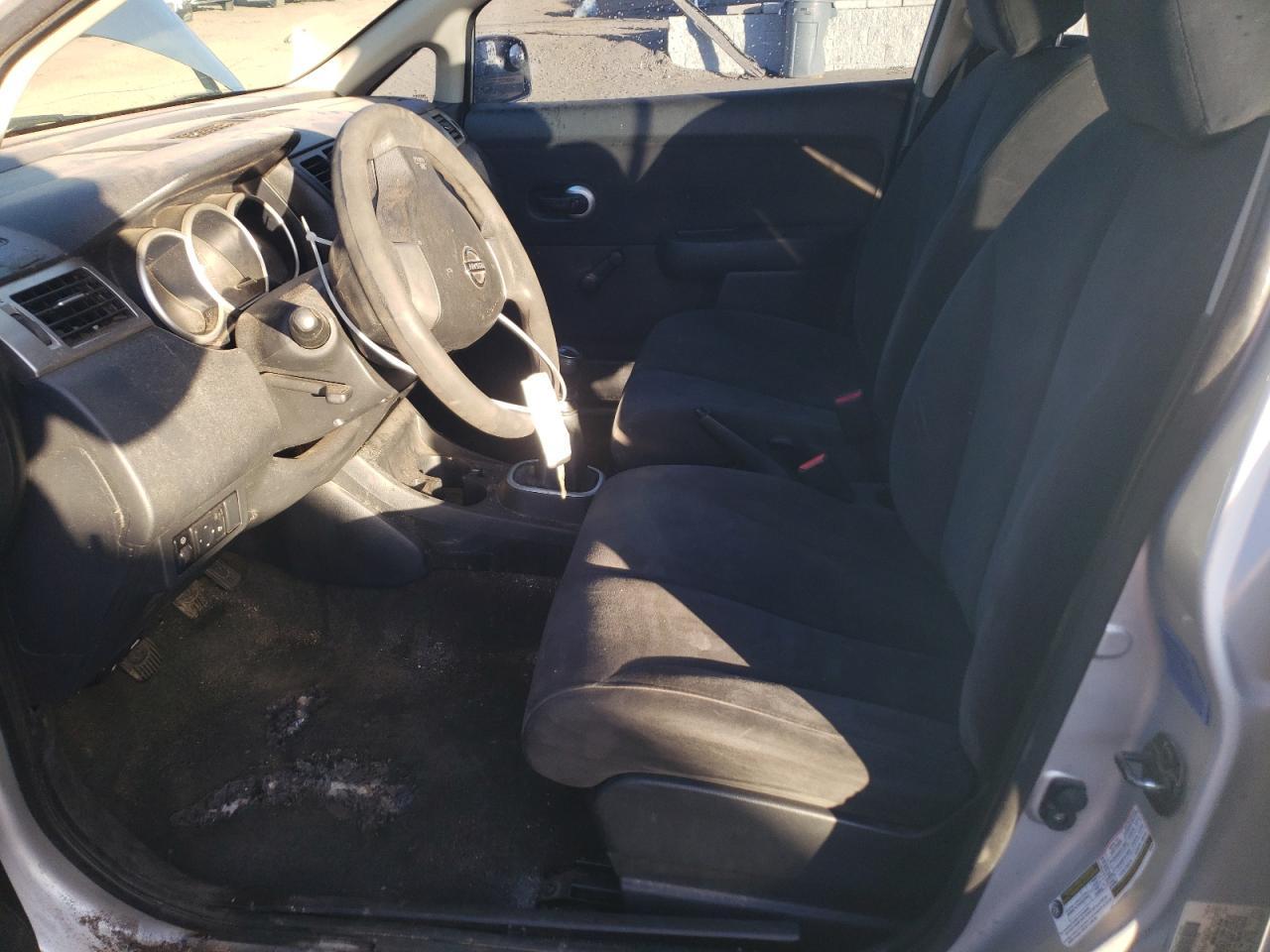 2009 NISSAN VERSA