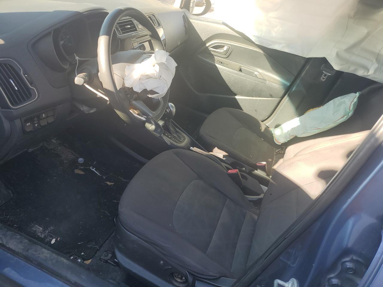 2016 KIA RIO