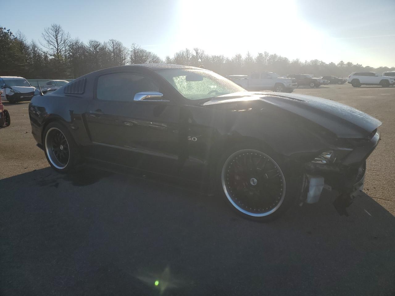 2013 FORD MUSTANG