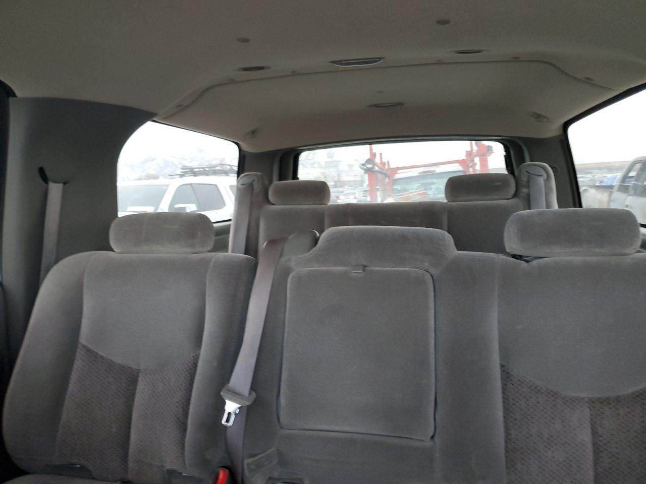 2003 CHEVROLET Suburban
