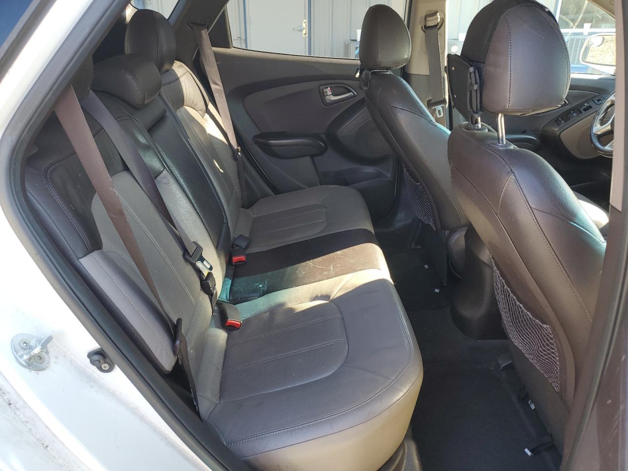 2012 HYUNDAI TUCSON