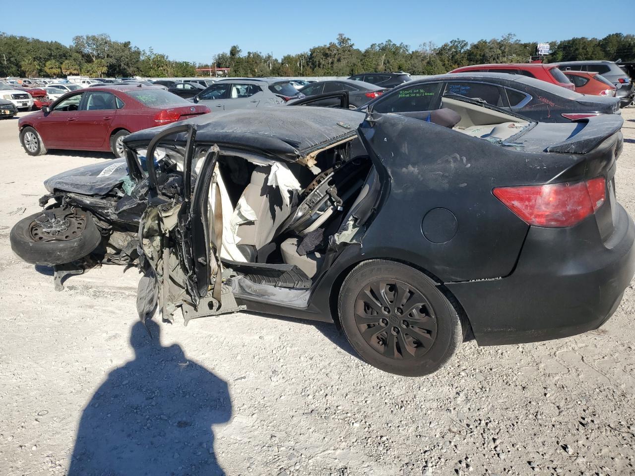 2011 KIA FORTE