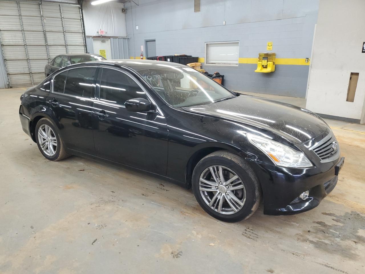 2012 INFINITI G37