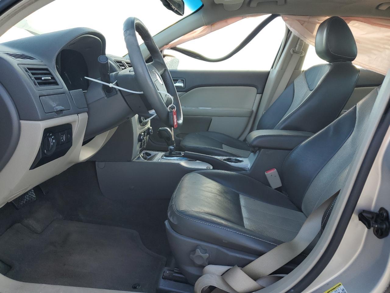2010 MERCURY Milan