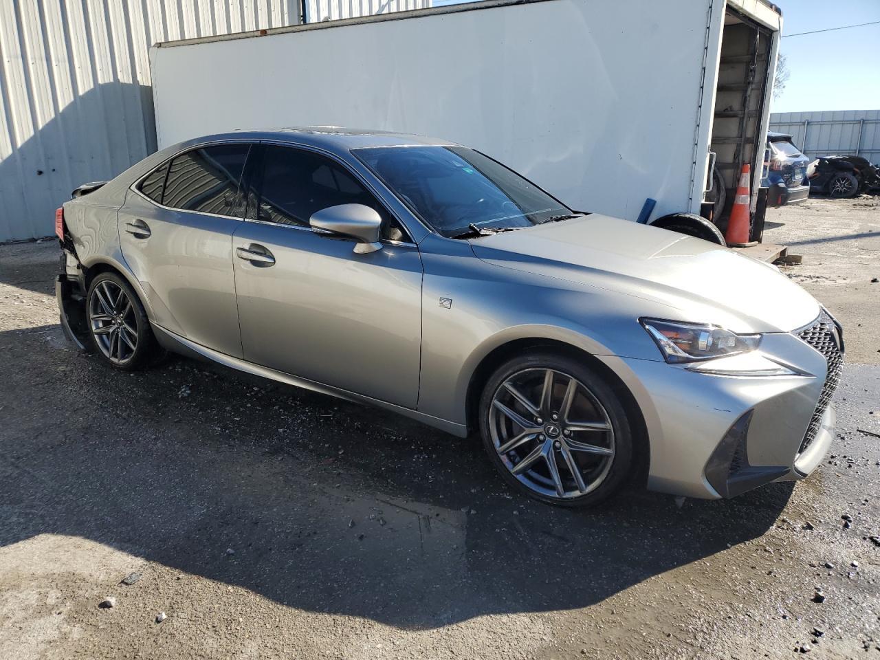 2018 LEXUS IS 300