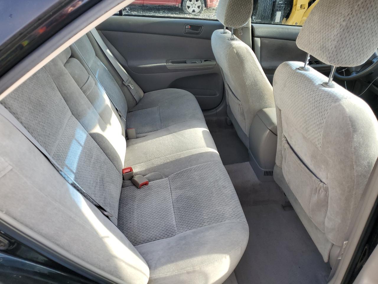 2004 TOYOTA CAMRY