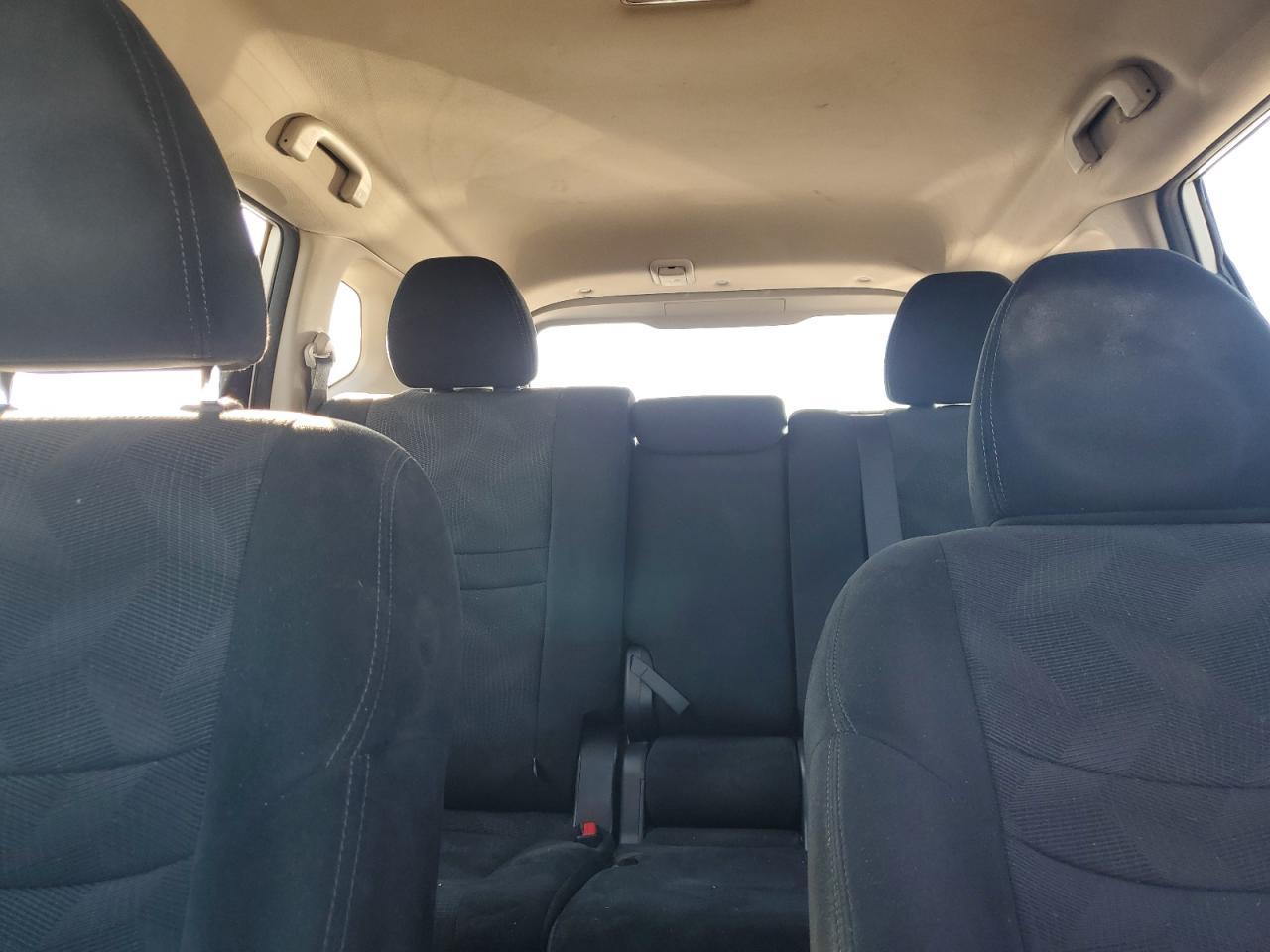 2016 NISSAN ROGUE
