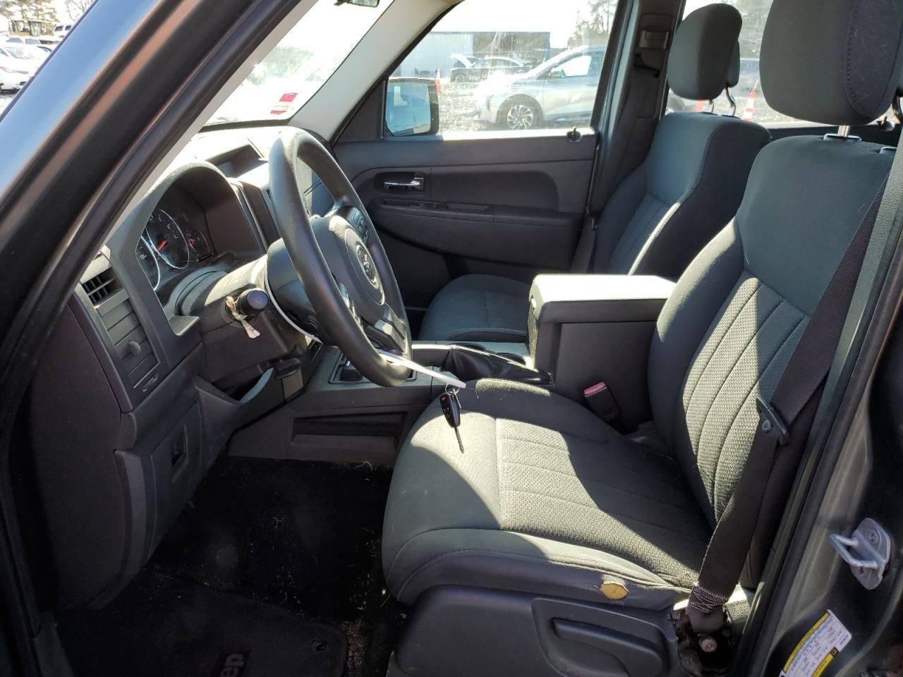 2012 JEEP Liberty