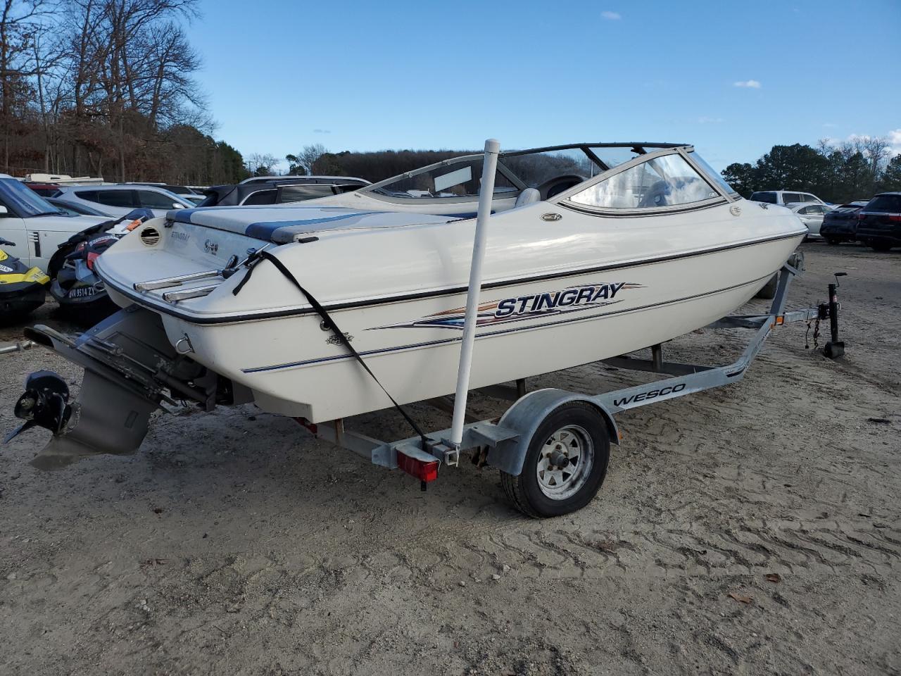2007 Stingray Boat