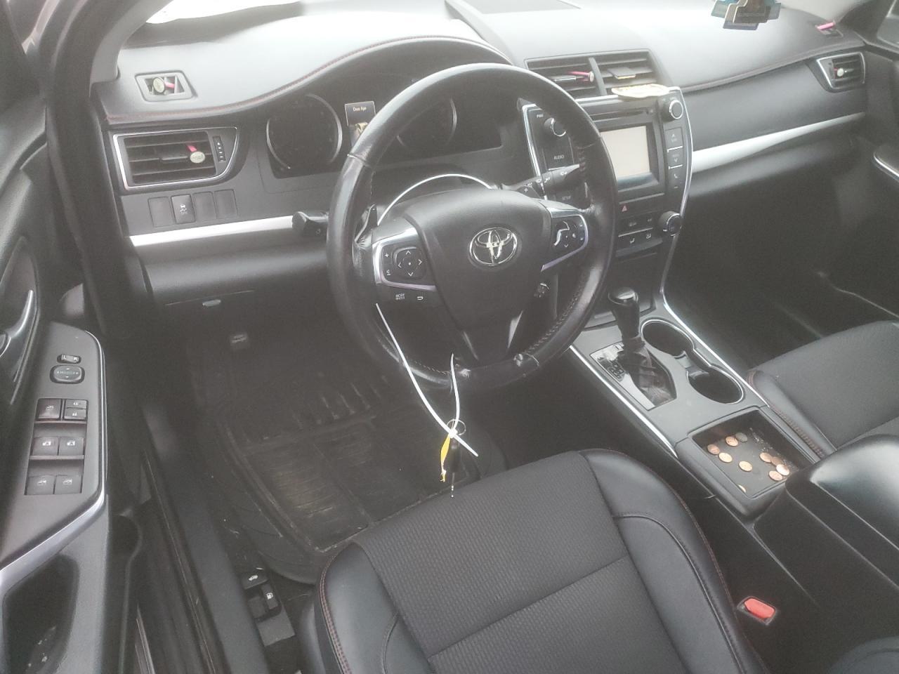 2016 TOYOTA CAMRY