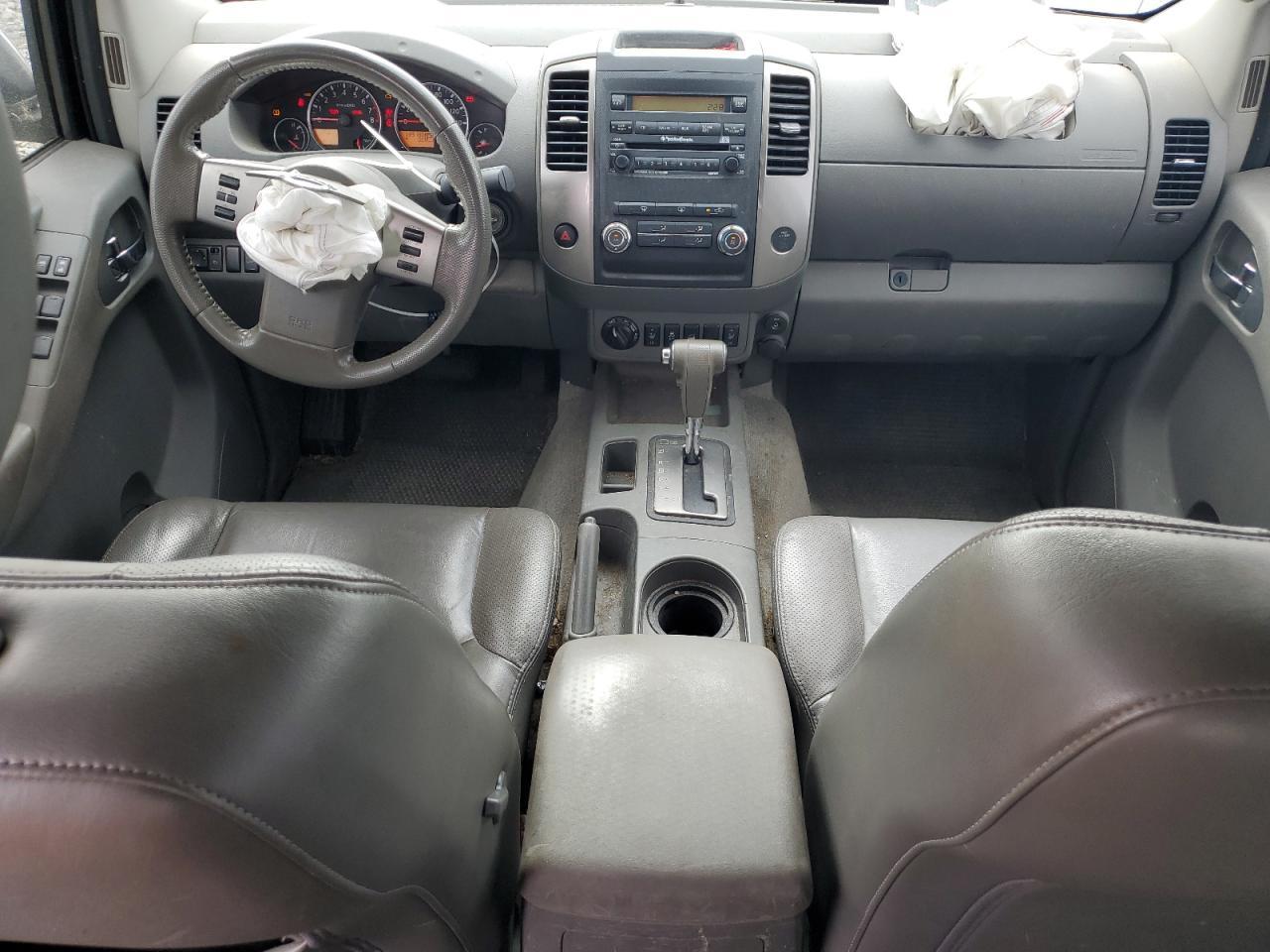 2012 NISSAN Frontier