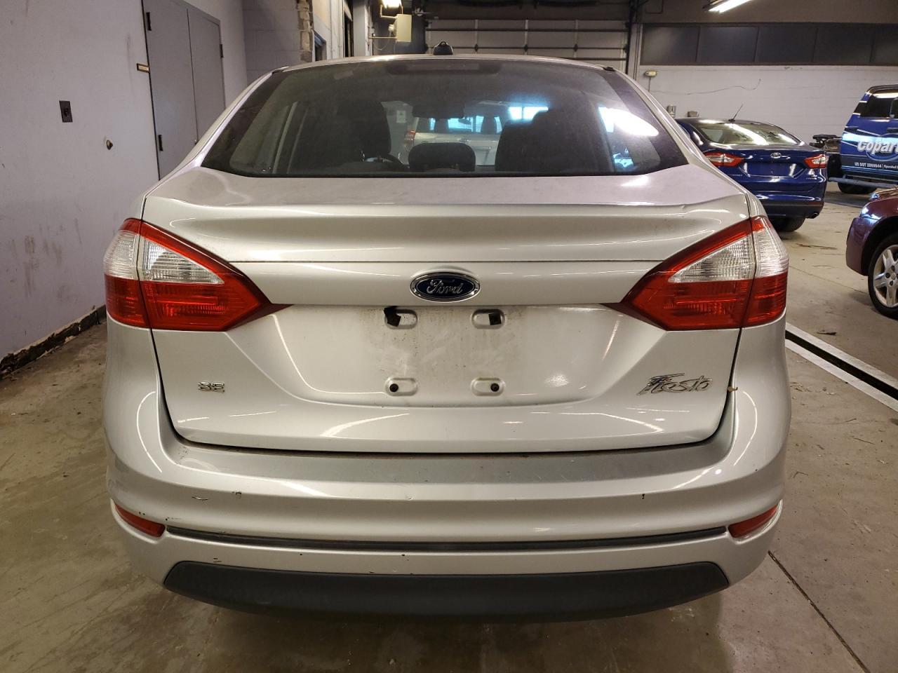 2015 FORD Fiesta